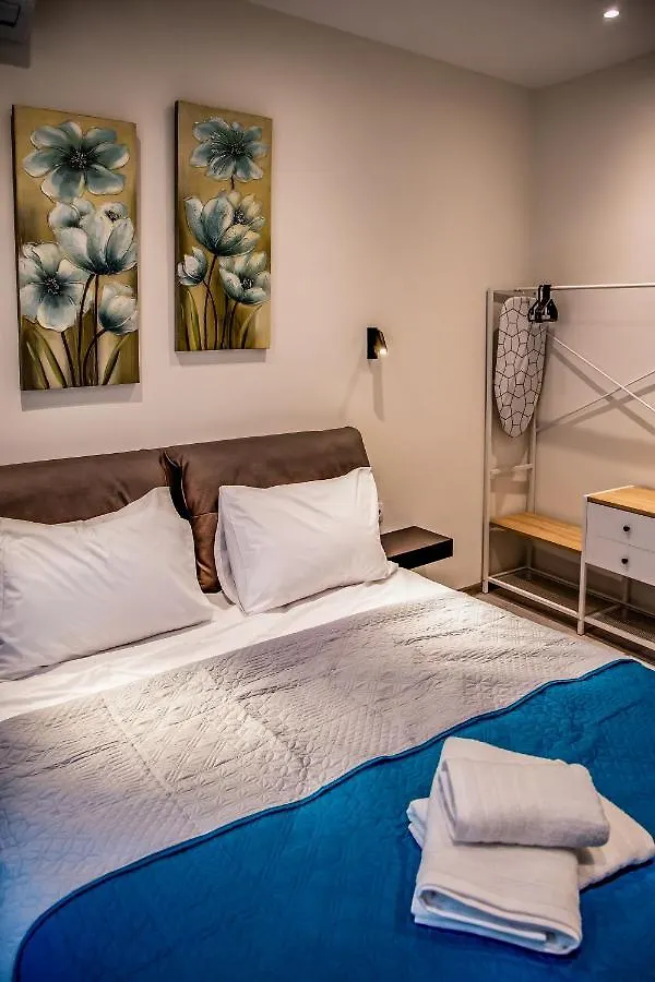 Diamond Suites 32 Thessaloniki Apartment